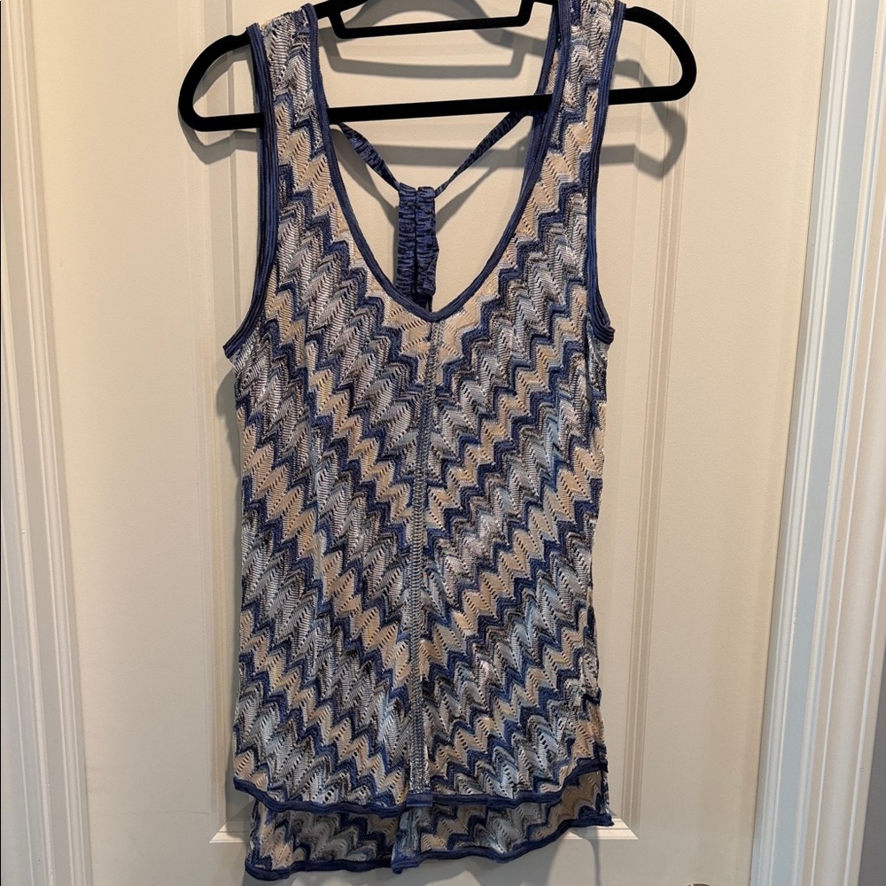 White House Black Market Zigzag Blue and Cream Tank Top